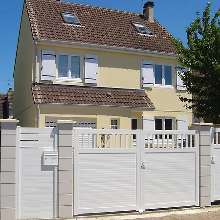 Gite De Eric Et Rose Bernieres-sur-Mer Exterior photo